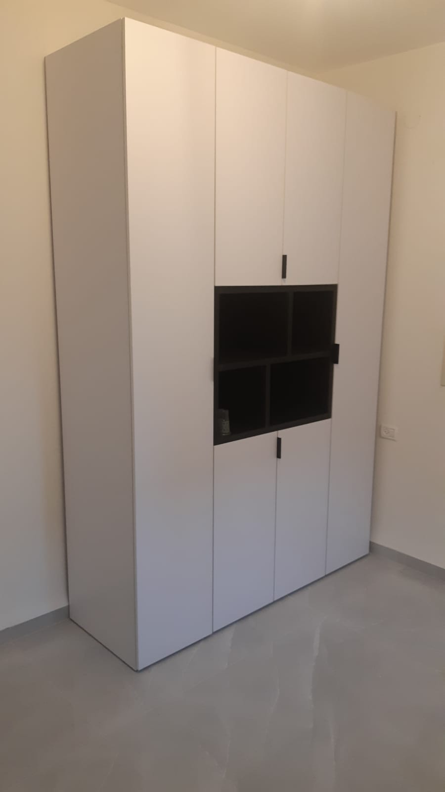 ארון פתיחה מעוצב מדגם פרמיום – תמונה 5