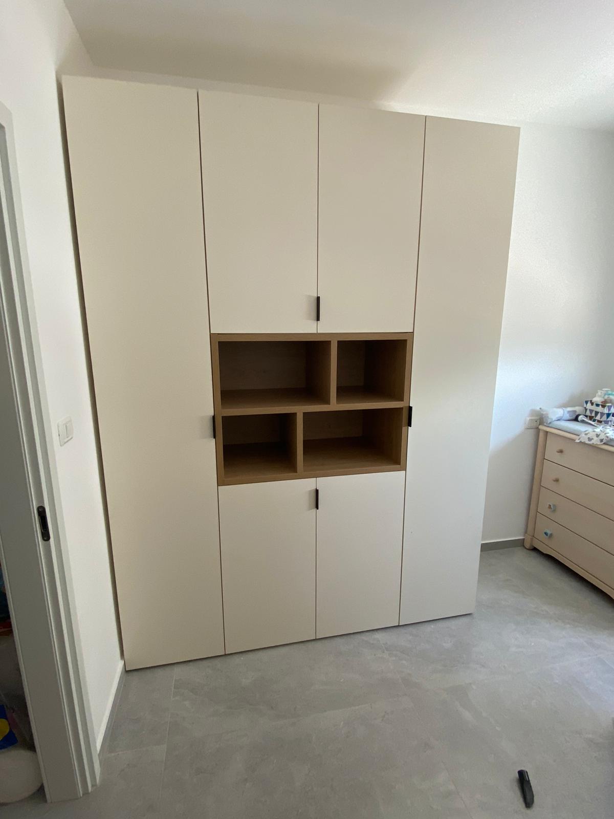 ארון פתיחה מעוצב מדגם פרמיום – תמונה 4